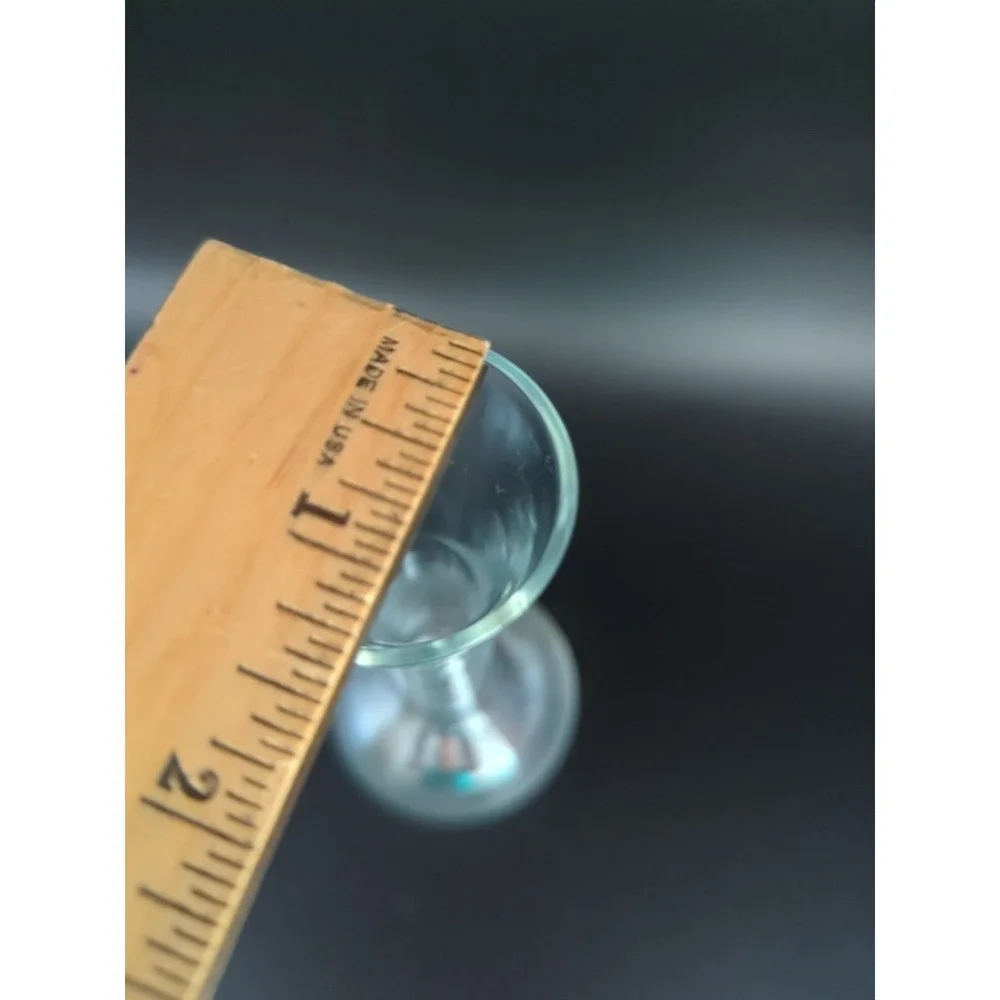 Clear Glass Bud Vase 6 Inch Small Minimalist Bulb Shape Flower Vase Decor